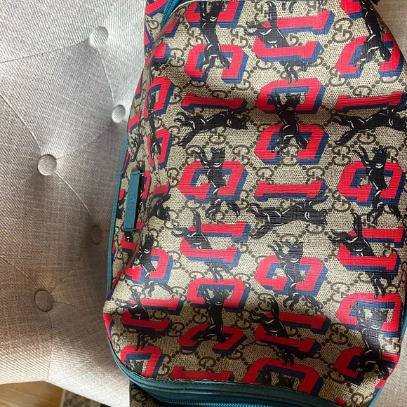 Gucci GG Supreme Monogram Gucci Wolf Diaper - Picture 5 of 10